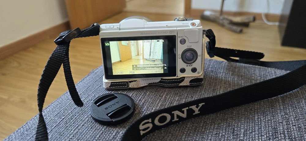 Sony Alpha 5000 + Extras – Excelente Estado!