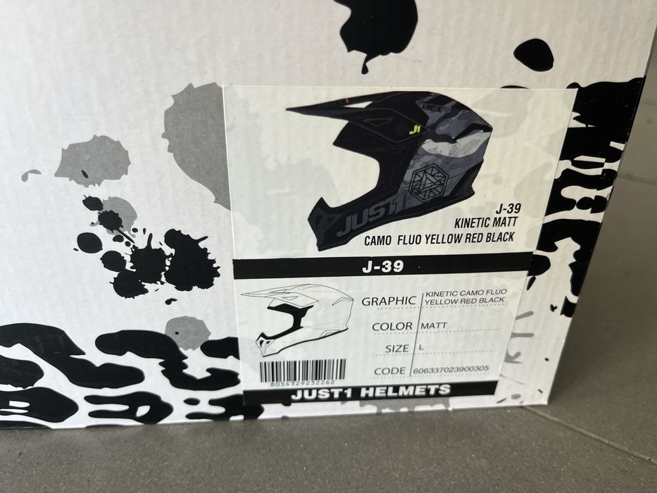 Capacete Just 1  J39 Kinetic