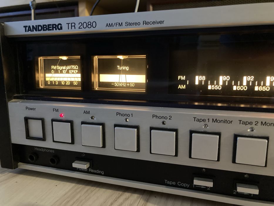 Tandberg TR 2080 amplituner