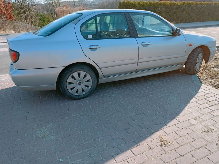 Nissan Primera P11