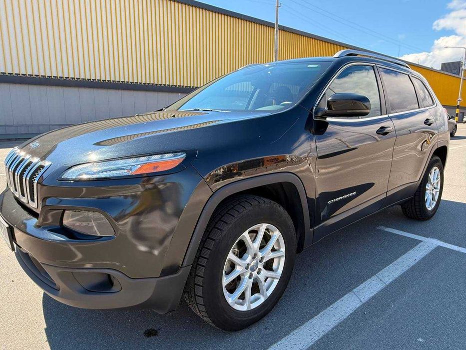 Продам Jeep Cherokee Latitude 4x4 | 2016