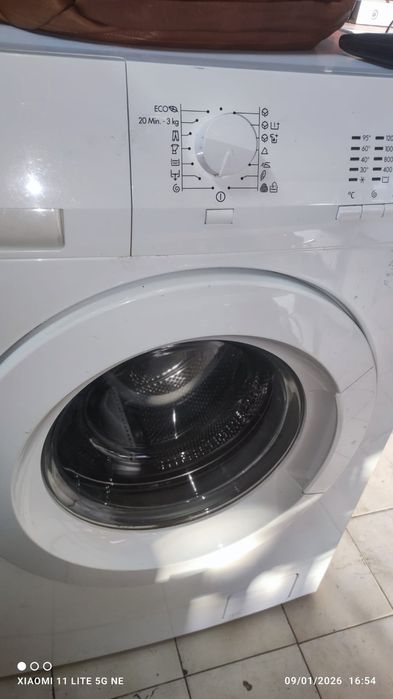 Vendo diversas maqs.roupa baratas