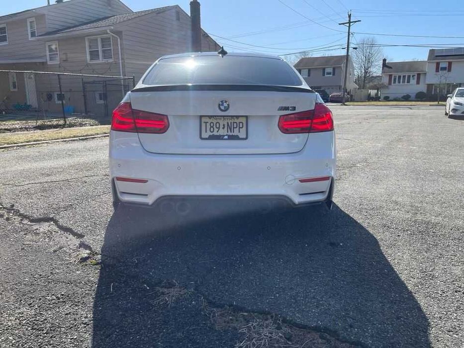 2018    BMW   M3