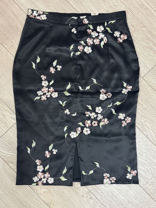 Юбка жіноча