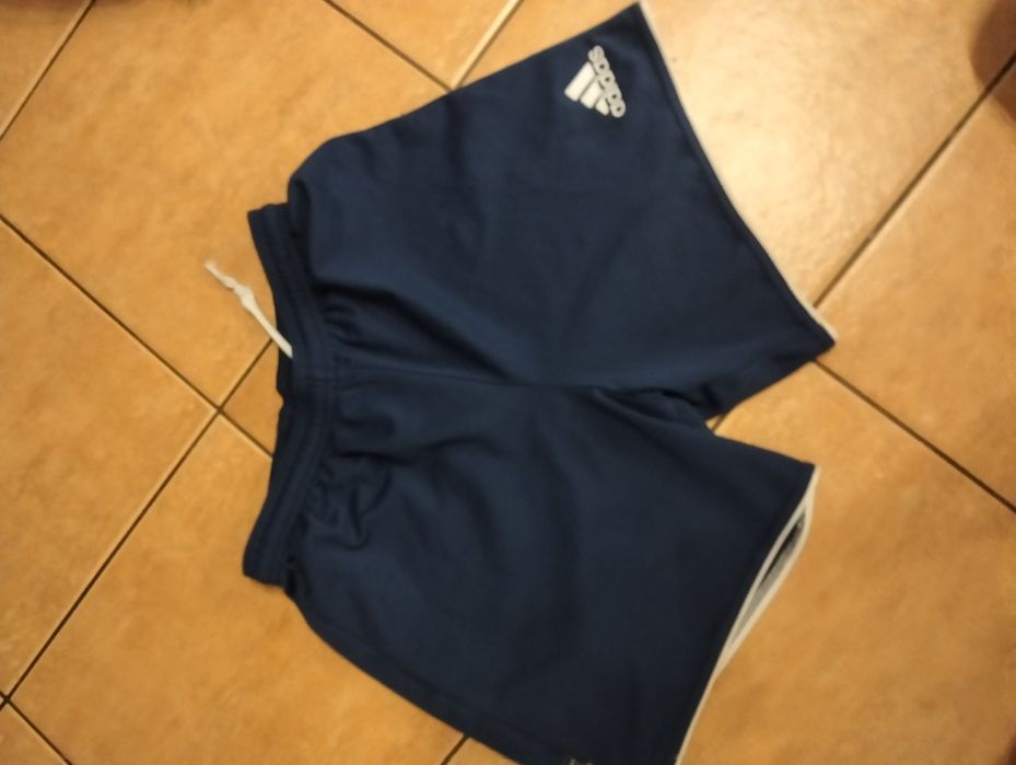 Krótkie spodenki sportowe Adidas dla chłopca