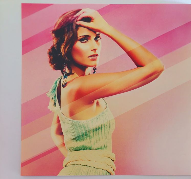 DVD + 2 CDs Nelly Furtado - The Best of