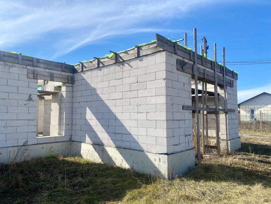 Продам недобудову 150м2+ гараж30м2, 10 соток