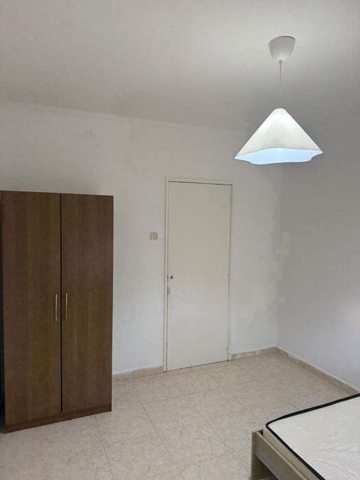 Quarto para Arrendamento Vialonga-Icesa