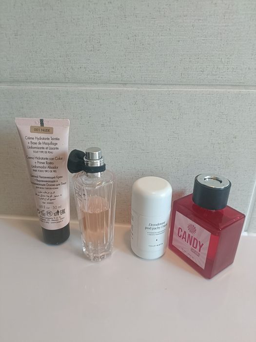 Lancome i Pupa, farba -zestaw