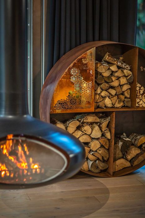 stojak na drewno -Stal CORTEN - IKONA DESIGNU
