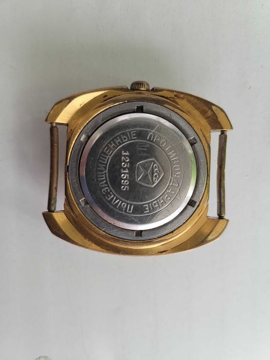 Годинники механічні, робочі Заря (1231595), Восток (007197)
