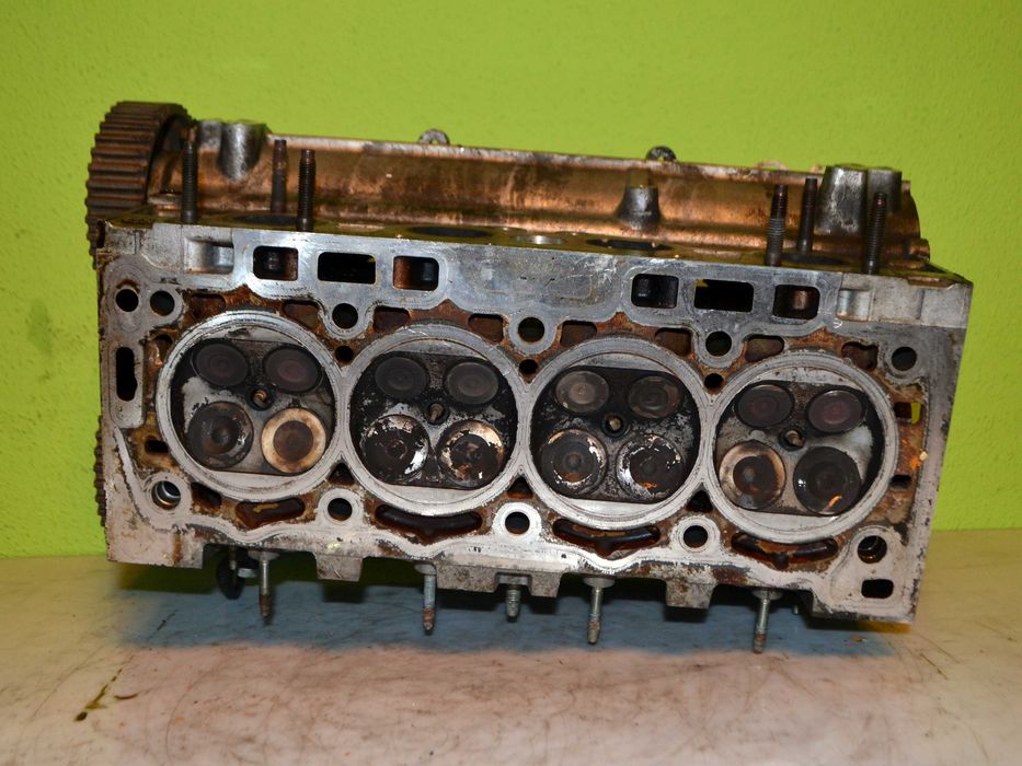Głowica Silnika CITROEN PEUGEOT 1.6.16V