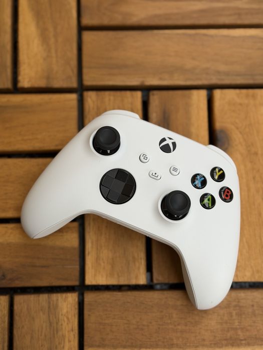 Originalny Pad Xbox Series X|S / One (Robot White) – Stan BDB / PC FPV