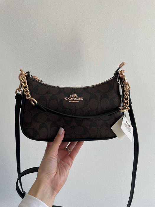 Coach Teri Shoulder Bag In Signature Canvas