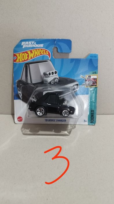 Hot Wheels em caixa