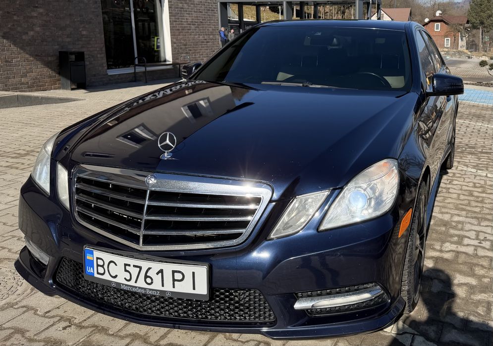 Mercedes benz E350 2012 року