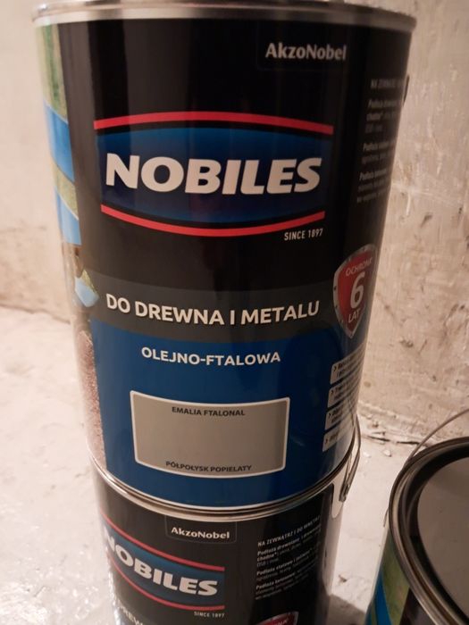 Farba do drewna I metalu Nobiles 5l.