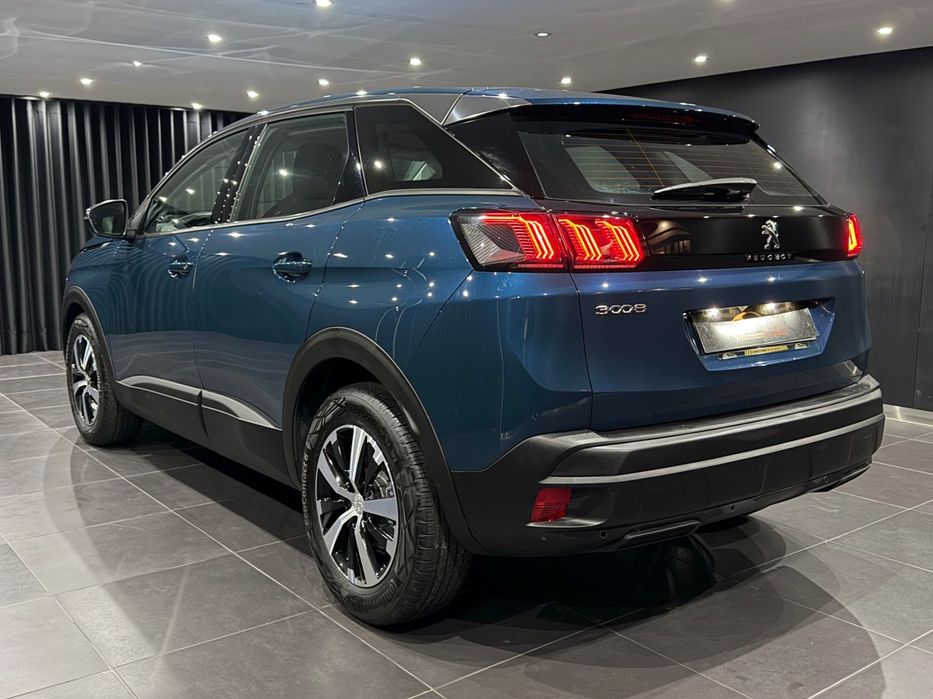 Peugeot 3008 1.5 BlueHDi Allure EAT8