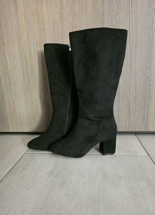 Kozaki na obcasie r. 36