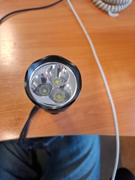 Mocna latarka Sofirn C8F 3xXPL LED 300m 3500 lumenów