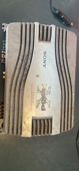 Subwofer + 2 amplificadores