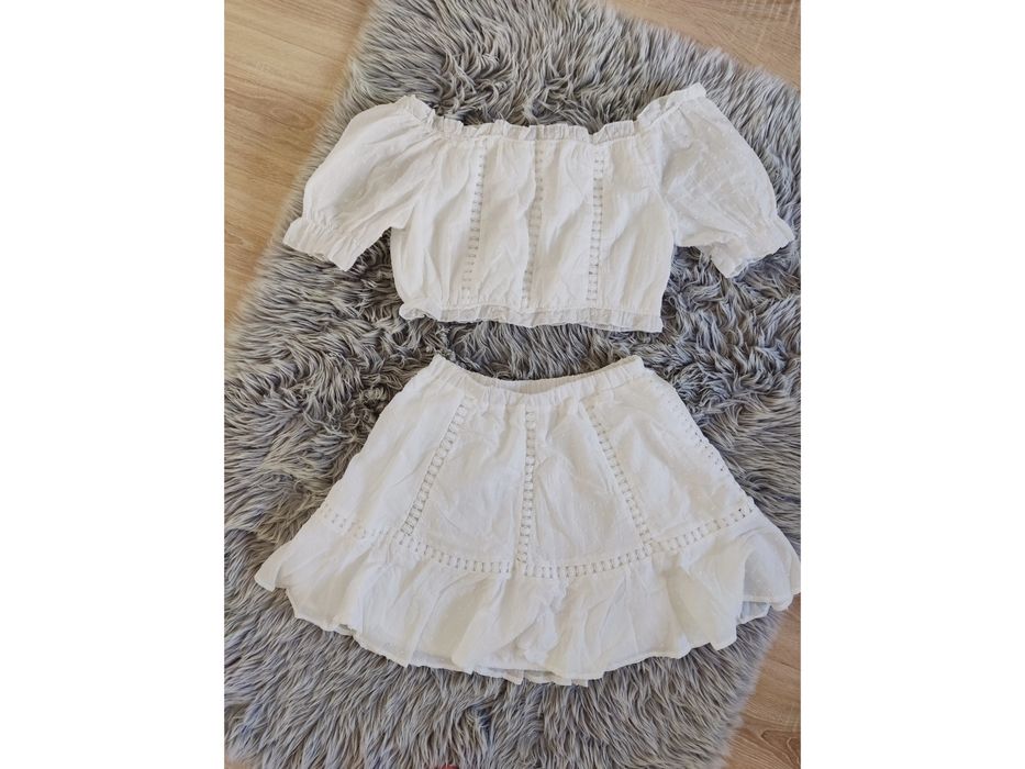 Biały modny bawełniany letni komplet top hiszpanka spódnica falbanki