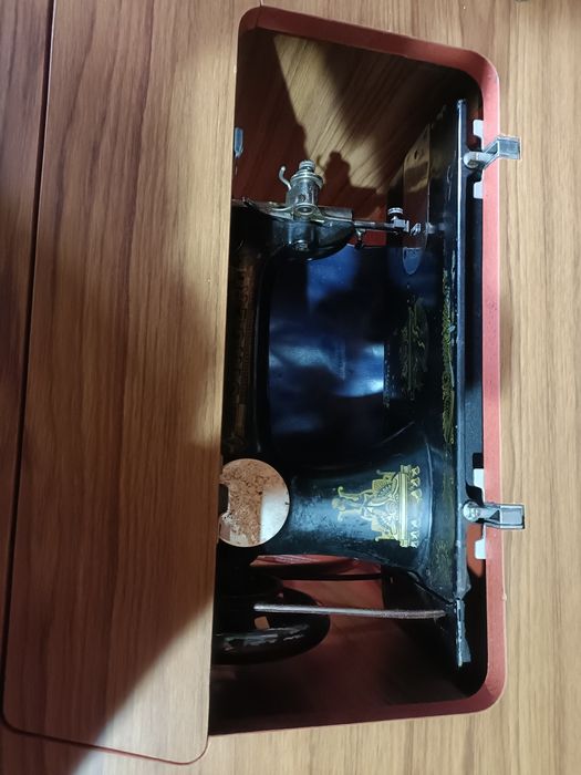 Máquina custura antiga Singer