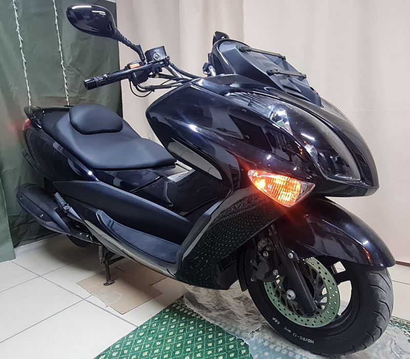 Yamaha Grand Majesty 250 2150$