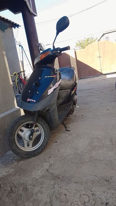 Мопед Suzuki lets 2