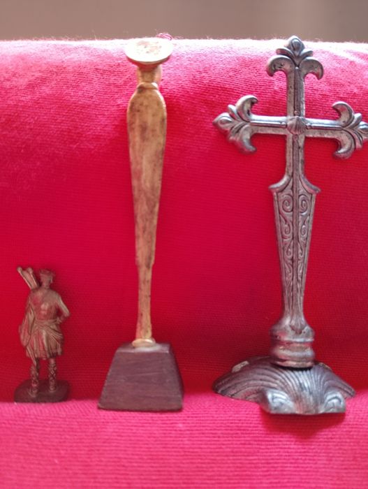 Cruz de Santiago, Virgem Maria, soldadinho