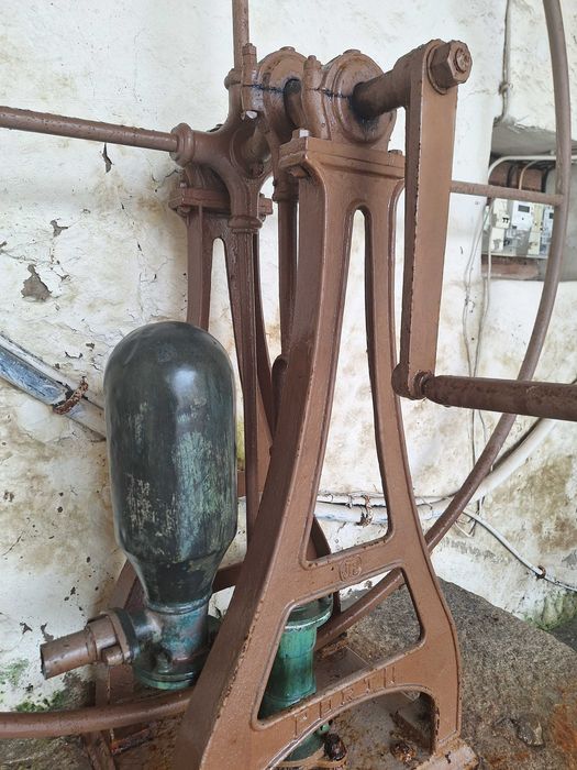 Roda Bomba poço antigo
