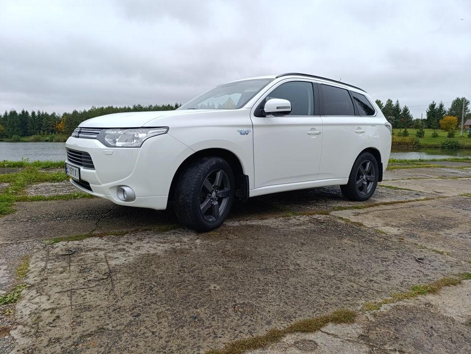 Mitsubishi Outlander PHEV
