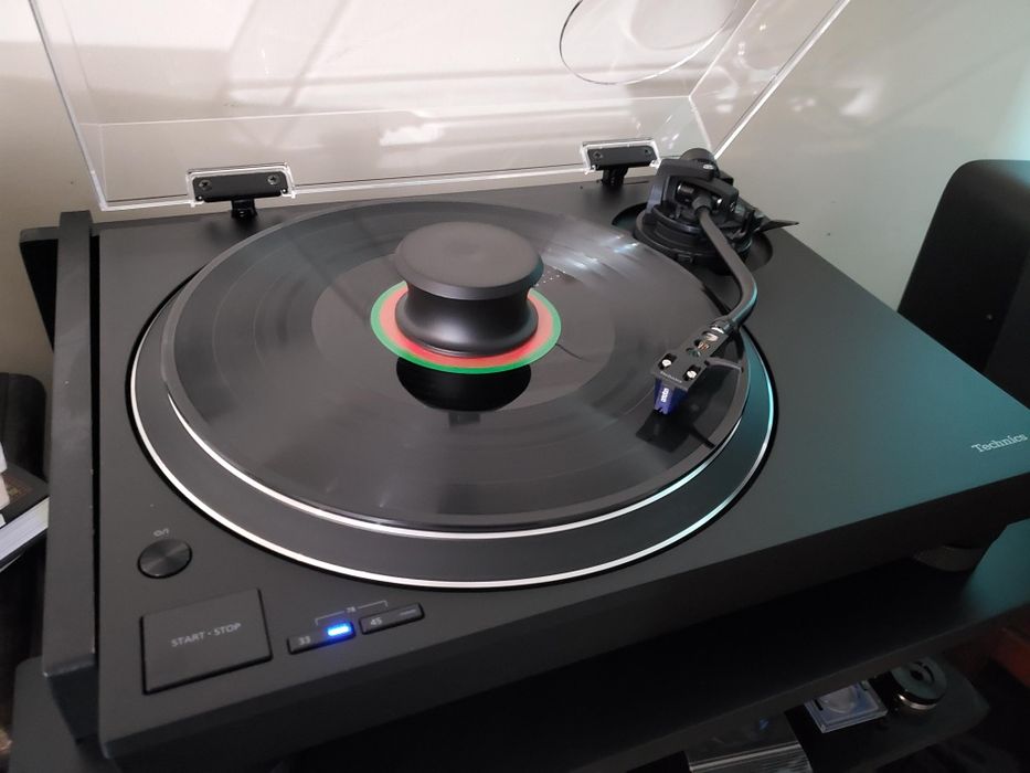 Програвач платівок Technics SL-1500C