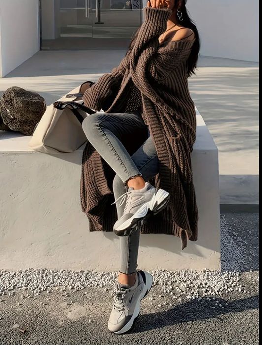 Вʼязаний стильний кардиган