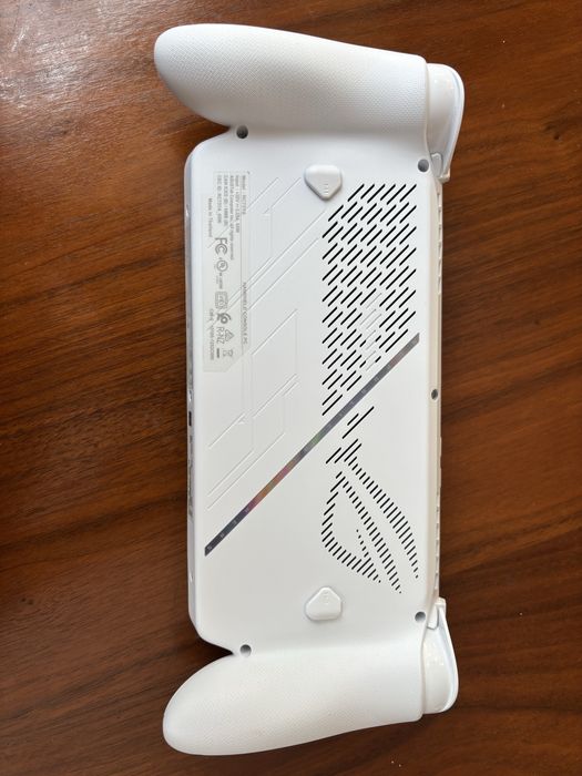 Przenośna konsola ASUS ROG Xbox Ally Handheld