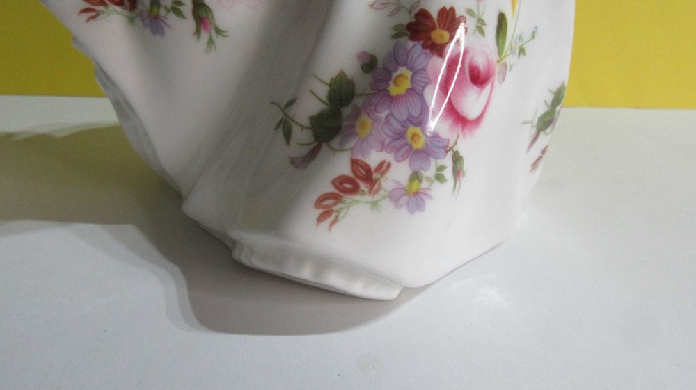 Figurka porcelanowa "MARILYN" Royal Doulton HN3002