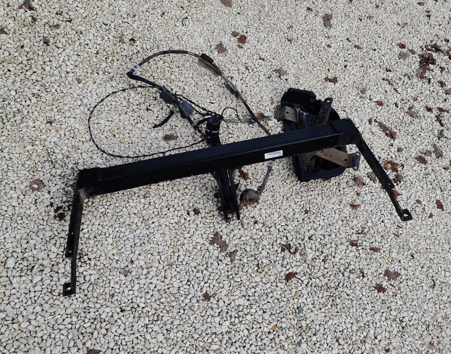 Toyota Avensis t25 kombi hak