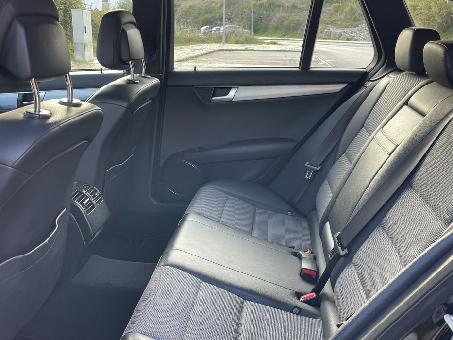 Mercedes C220 CDi Avantgarde /Jantes 18" AMG/  Corrente Mudada
