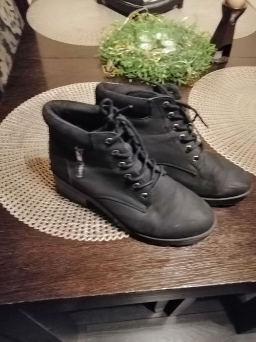 Buty trapery 40.