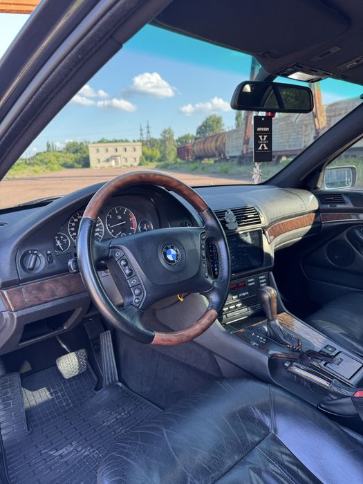 Продам в дуже гарному стані BMW E39