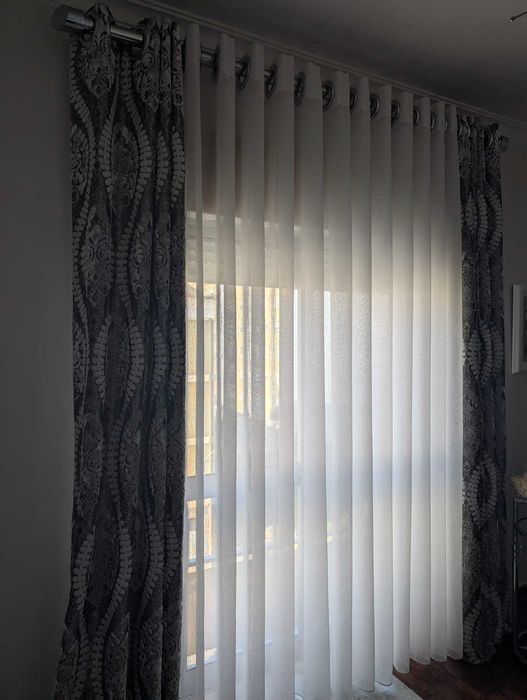 Conjunto de cortinados com pendentes