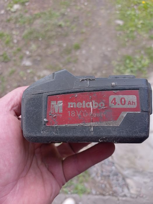 Продам аккумулятор для шуруповерта