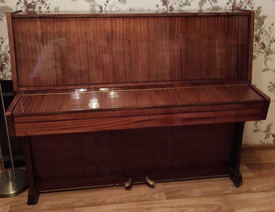 Пианино «Украина»