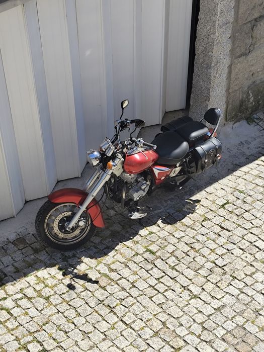 Mota 125 usada com se vê nas fotos
