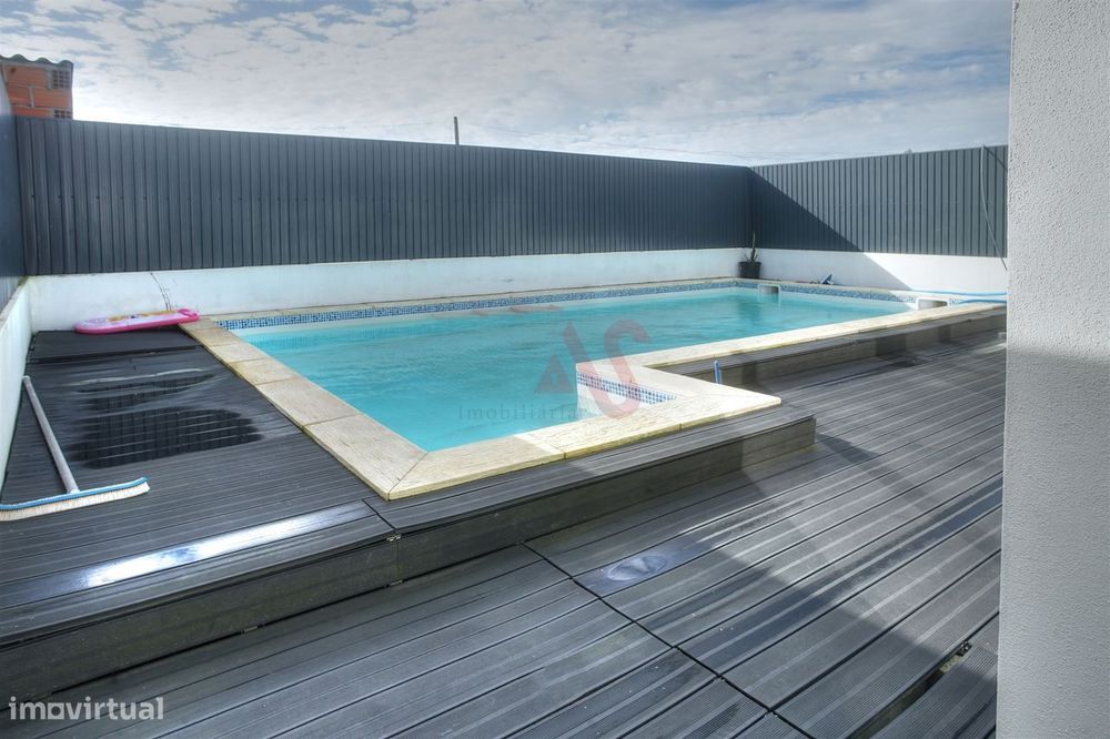 Moradia T5 a 400 metros da praia com Piscina em Aguçadoura – Póvoa de