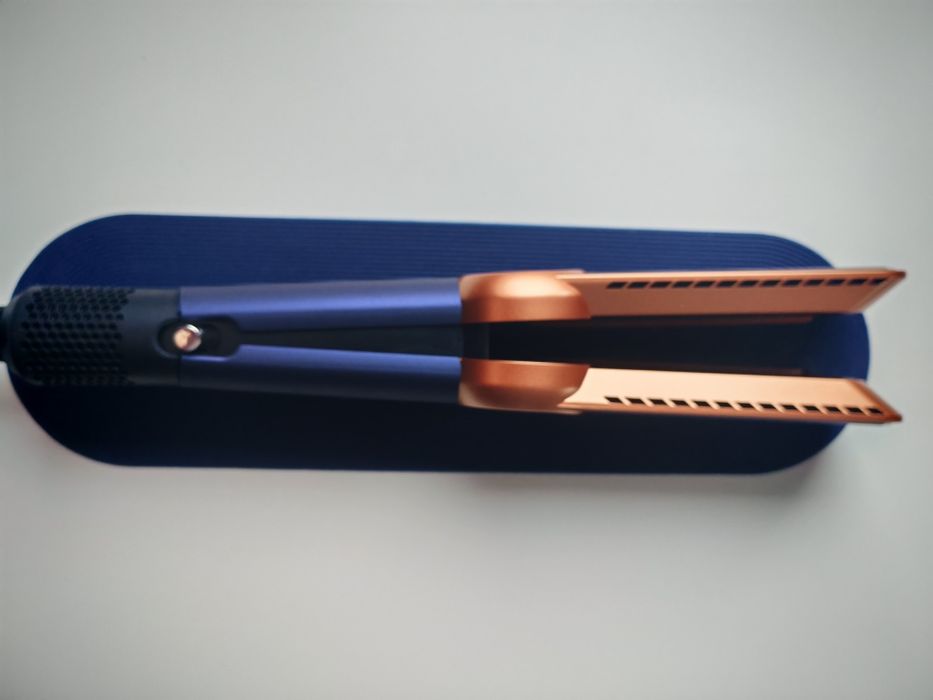 Dyson Airstrait – prostownica + suszarka 2w1