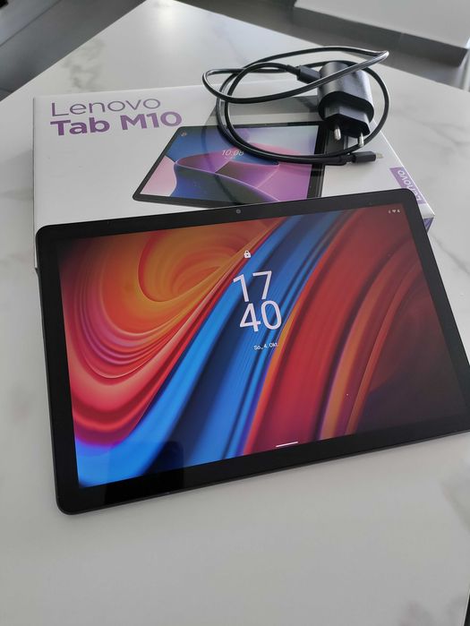 Lenovo Tab M10 (como novo)