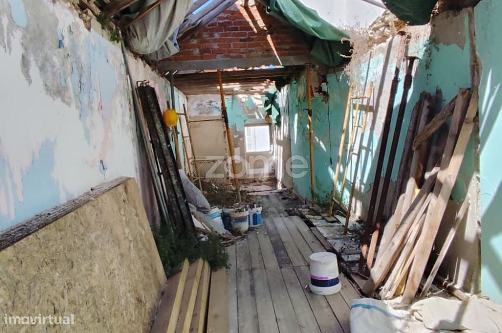 Apartamento T1 para remodelação total