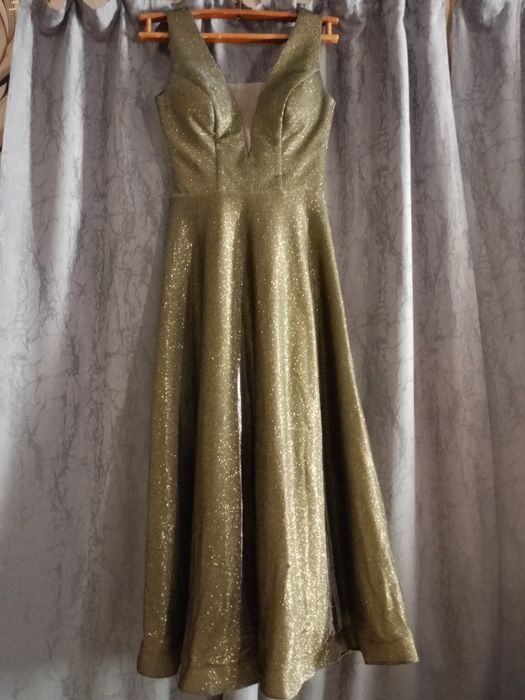 Випускна-вечірня сукня