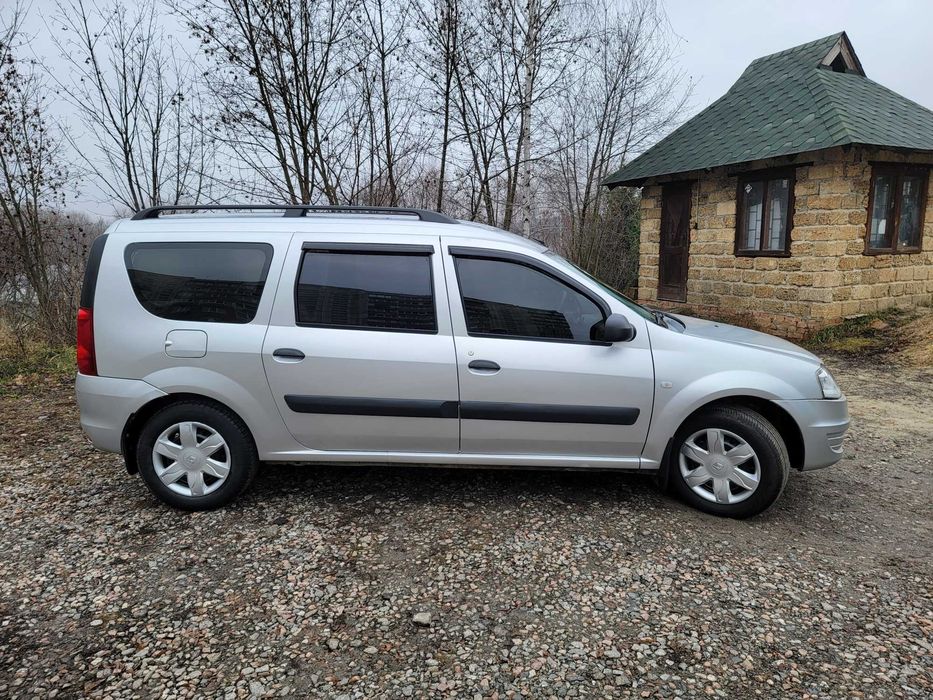 RENAULT LOGAN 2010г. продам